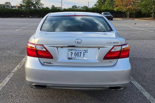 2012 Lexus LS 460 AWD - Image 3